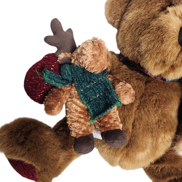 Vintage Winter Dan Dee Christmas Bear Stocking Hat Mittens and Scarf With Moose - Picture 8 of 10